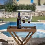 Villa 1520 *