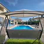1520 Villa