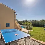 1520 Villa *