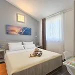 1520 *