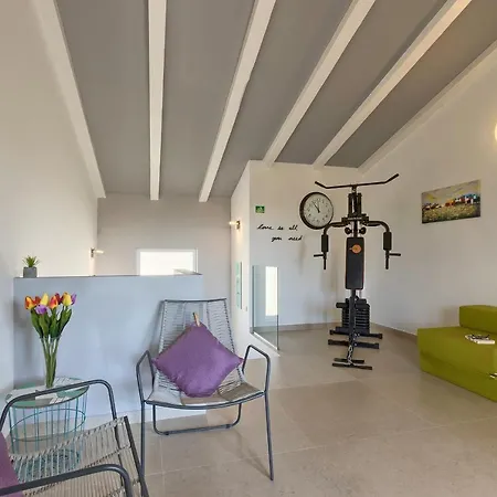 1520 Vila Zminj